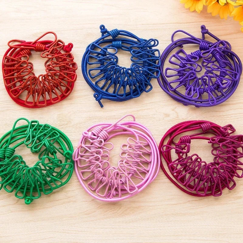 Stretchable Clothes line with 12 Clips