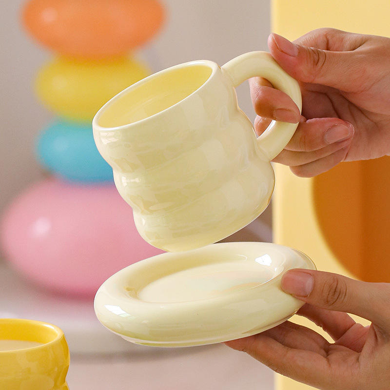 Luxury Vintage Ceramic Tea Set – 13 Pcs with Elegant Gift Box